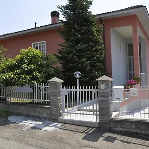 La Casa Dei Nonni Bed & Breakfast Felegara